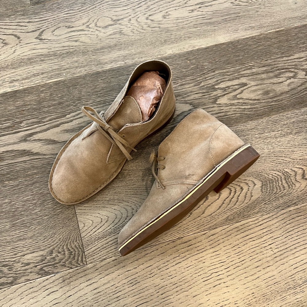 NWOT Clarks Desert Boot Tan Suede Sz 8.5
